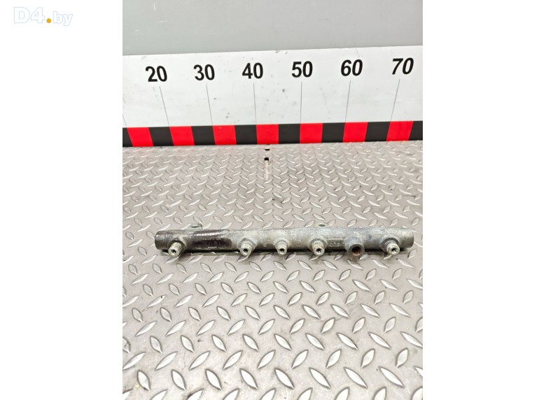 Топливная рампа к Renault Scenic 2001 г.