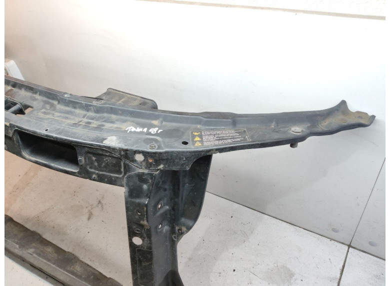 Передняя панель крепления облицовки (телевизор) к Skoda Fabia, 2008г.