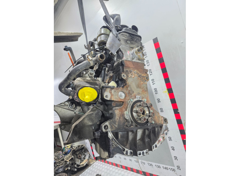 Двигатель к Audi A4, 1998г.