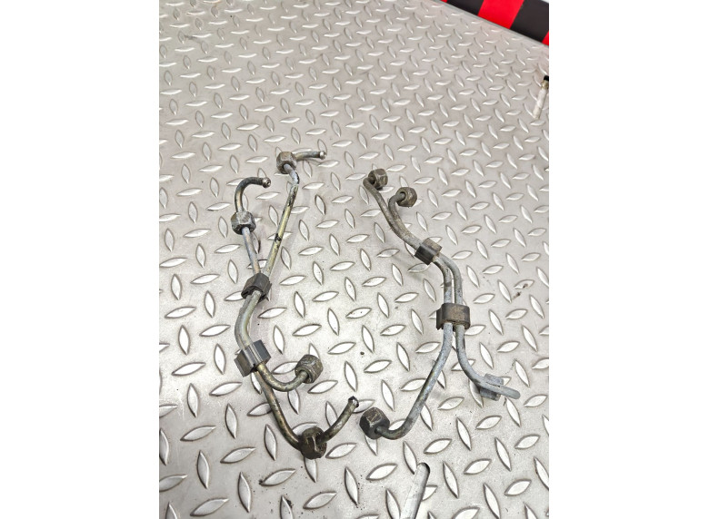 Трубка топливная к Audi A4, 1998г.