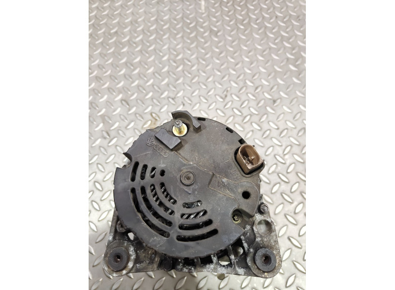 Генератор к Audi A4, 1999г.