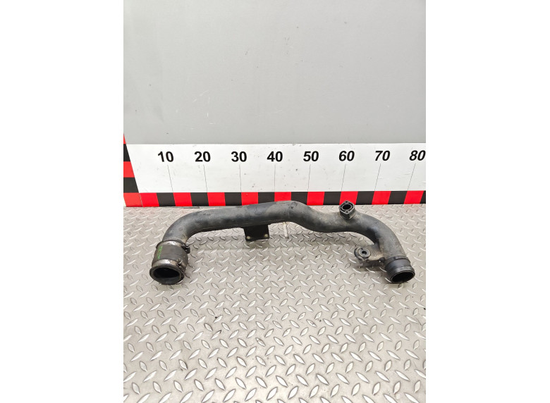 Патрубок интеркулера к Volkswagen Passat, 1999г.