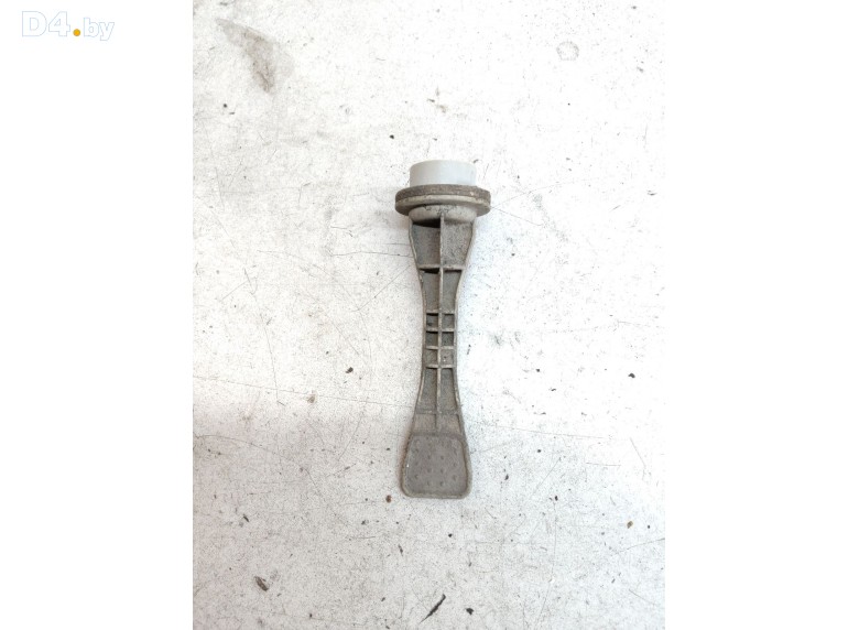 Патрон лампы указателя поворота к Volkswagen Sharan 2003 г.