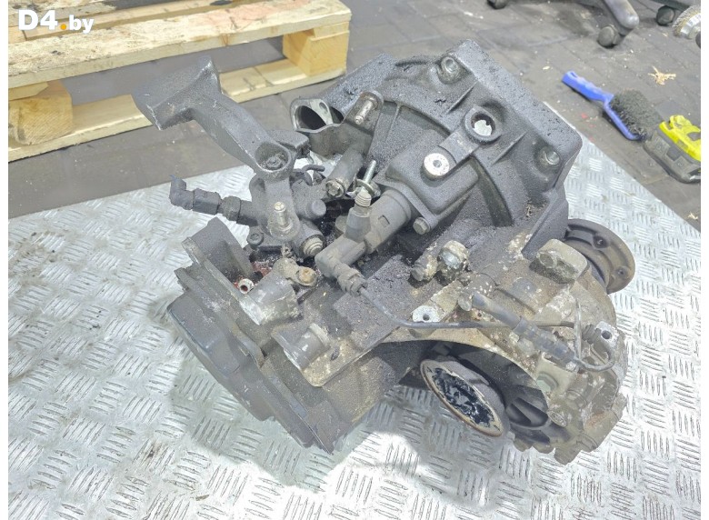КПП механическая (МКПП) к Volkswagen Golf 2006 г.