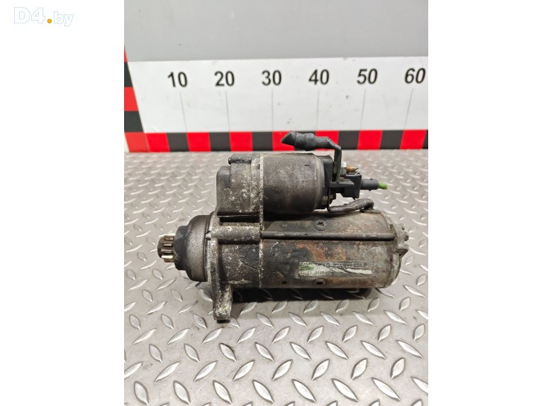 Стартер к Volkswagen Golf 2002 г.