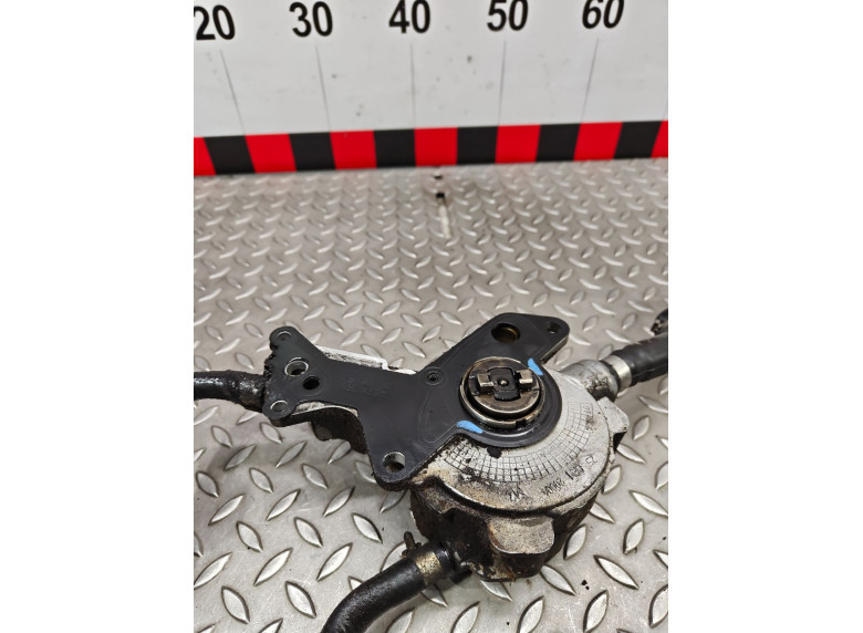 Насос тандемный к Volkswagen Golf, 2002г.