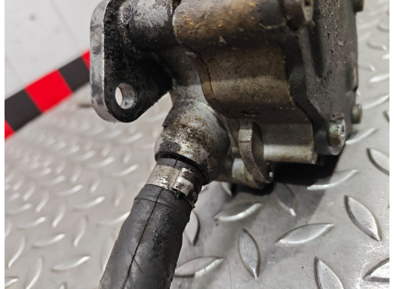 Насос тандемный к Volkswagen Golf, 2002г.