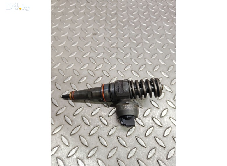 Форсунка к Volkswagen Golf 2002 г.