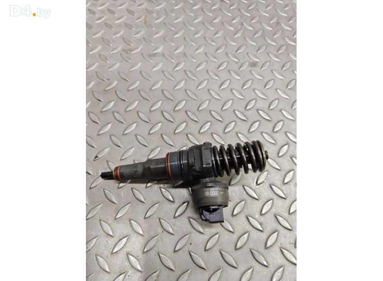 Форсунка к Volkswagen Golf 2002 г.