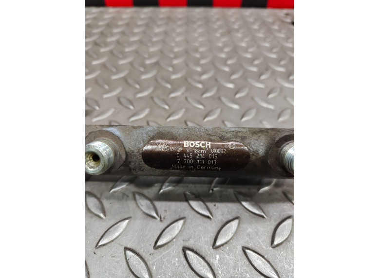 Топливная рампа к Renault Scenic, 2002г.