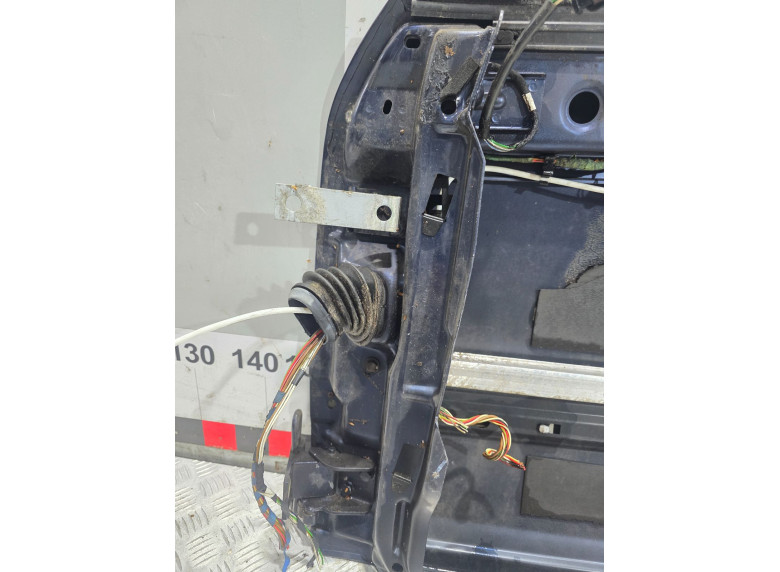 Дверь передняя правая к Audi A6, 1995г.