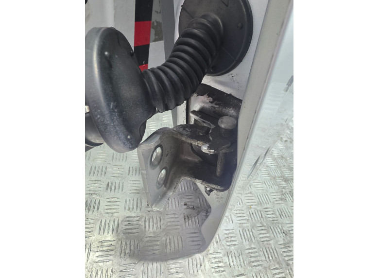 Петля двери передней левой к Citroen Jumpy, 2008г.