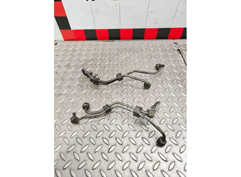 Трубка топливная к Volkswagen Passat, 1999г.