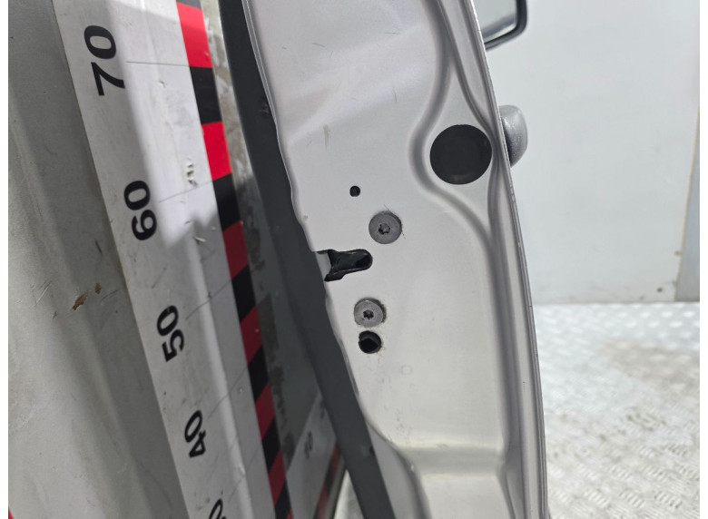 Замок двери передней правой к Citroen Jumpy, 2008г.