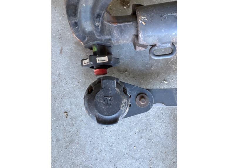 Прицепное устройство (фаркоп) к BMW 5 E60/E61, 2008г.