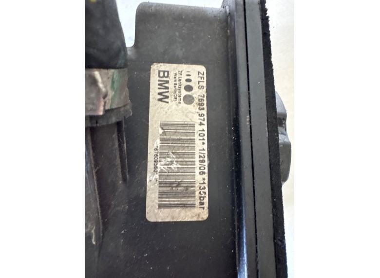 Насос гидроусилителя руля к Насос гидроусилителя руля к BMW 5E60/E61 2006 г. 5 E60/E61