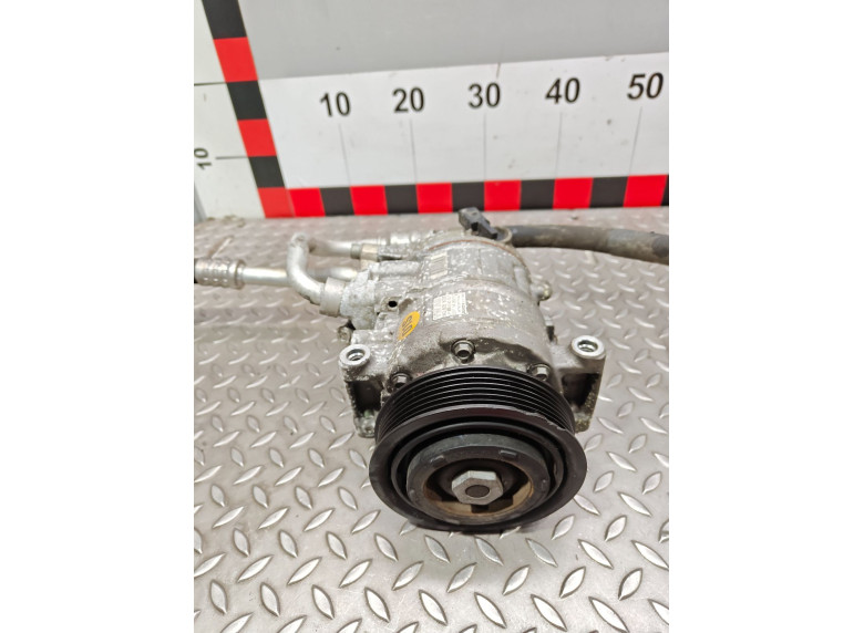 Компрессор кондиционера к Volkswagen Golf, 2009г.