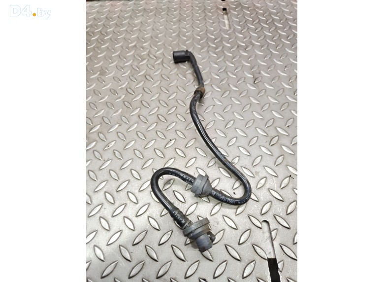 Трубка вакуумного насоса к Volkswagen Golf 2009 г.
