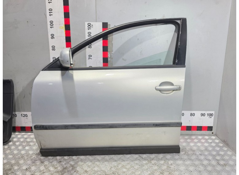 Ручка наружная передняя левая к Ручка наружная передняя левая к Volkswagen Passat 1998 г. Passat