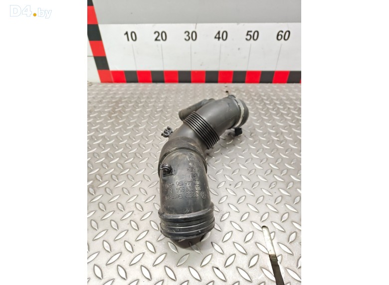 Патрубок турбины к Volkswagen Golf 2010 г.