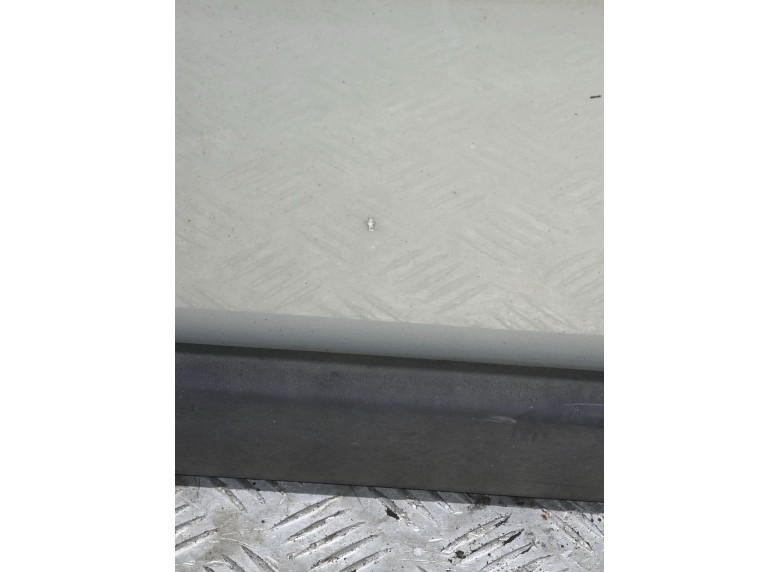 Дверь передняя левая к Дверь передняя левая к Volkswagen Passat 1998 г. Passat