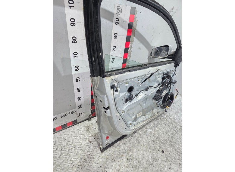 Дверь передняя левая к Дверь передняя левая к Volkswagen Passat 1998 г. Passat