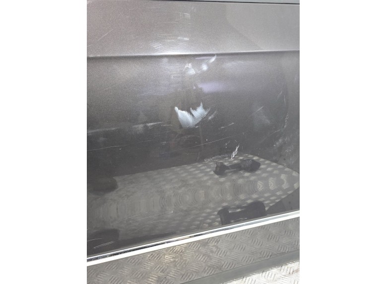 Дверь задняя правая к Дверь задняя правая к Volkswagen Passat 2007 г. Passat