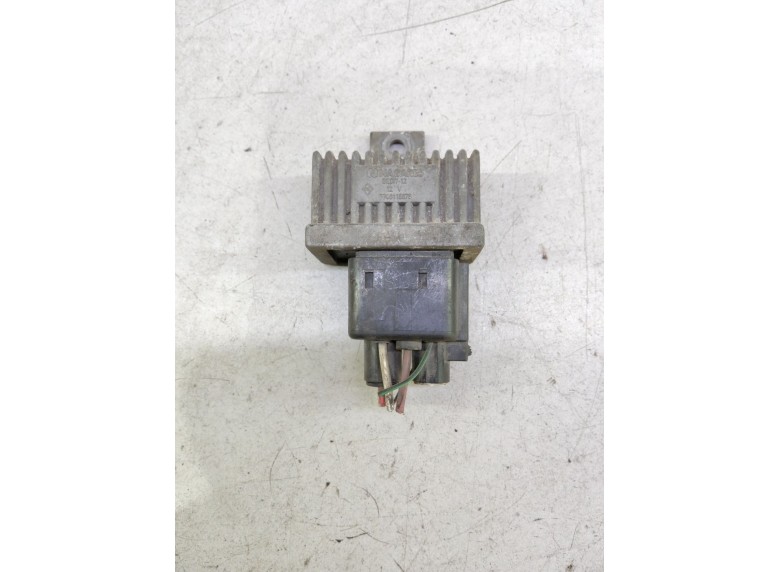 Реле накала свечей к Renault Scenic