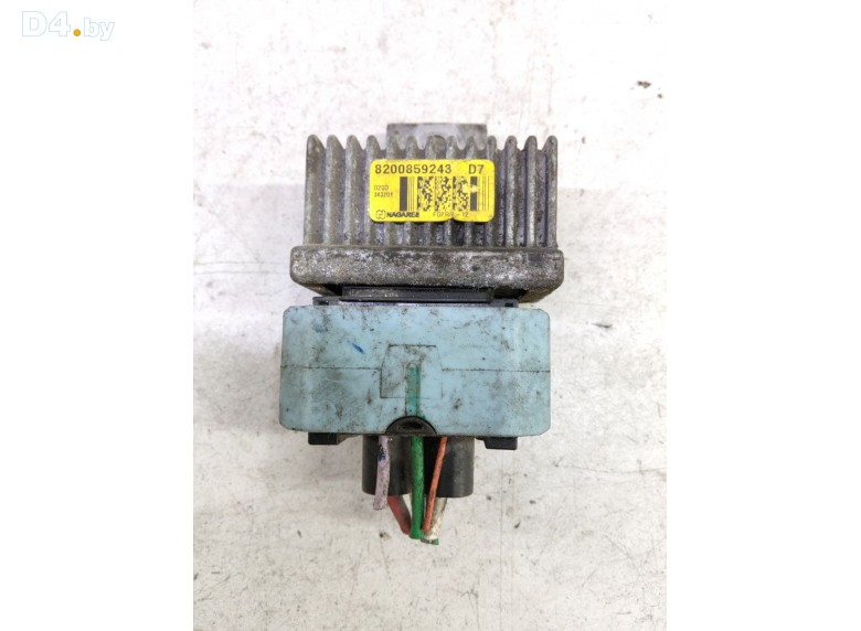 Реле накала свечей к Renault Trafic 2008 г.