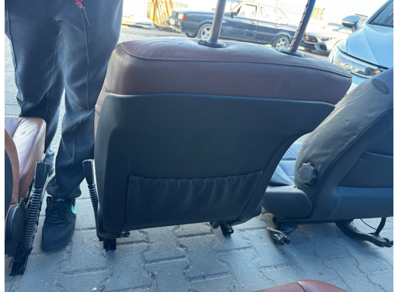 Салон (комплект сидений) к BMW 5 E60/E61, 2006г.