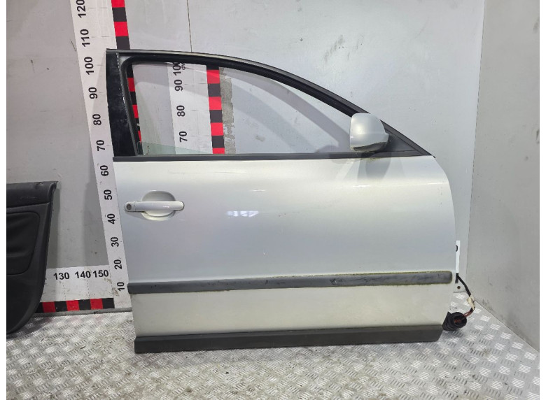 Замок двери передней правой к Volkswagen Passat, 1998г.