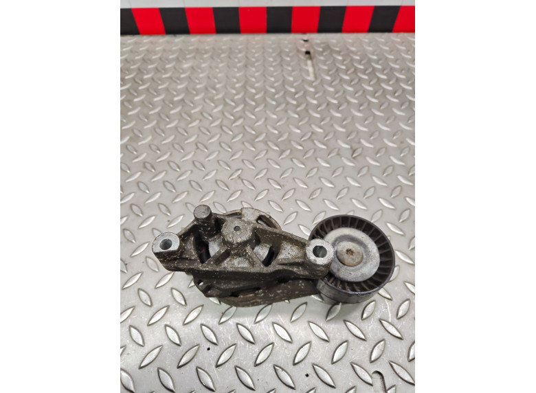 Натяжитель ремня генератора к Volkswagen Golf, 2006г.