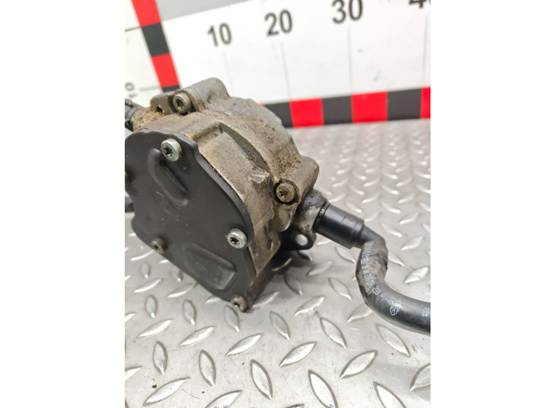 Насос тандемный к Volkswagen Golf, 2006г.