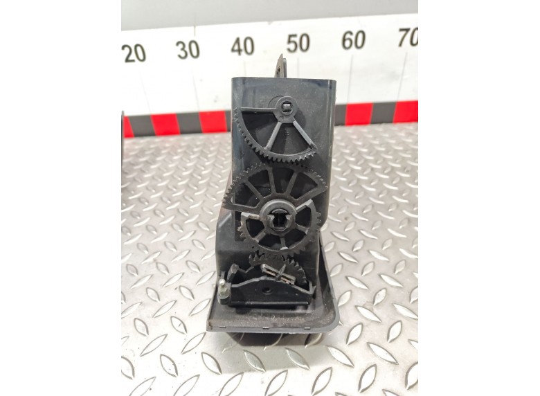 Дефлектор обдува салона к Дефлектор обдува салона к Peugeot Boxer 2007 г. Boxer