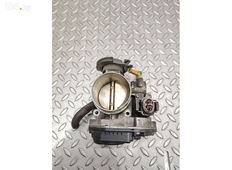 Заслонка дроссельная к Volkswagen Golf 2000 г.