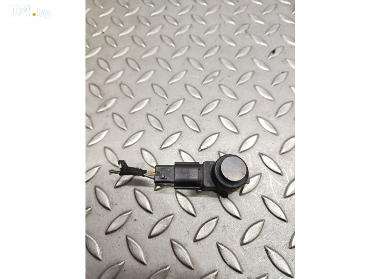 Датчик парктроника к Opel Zafira 2009 г.