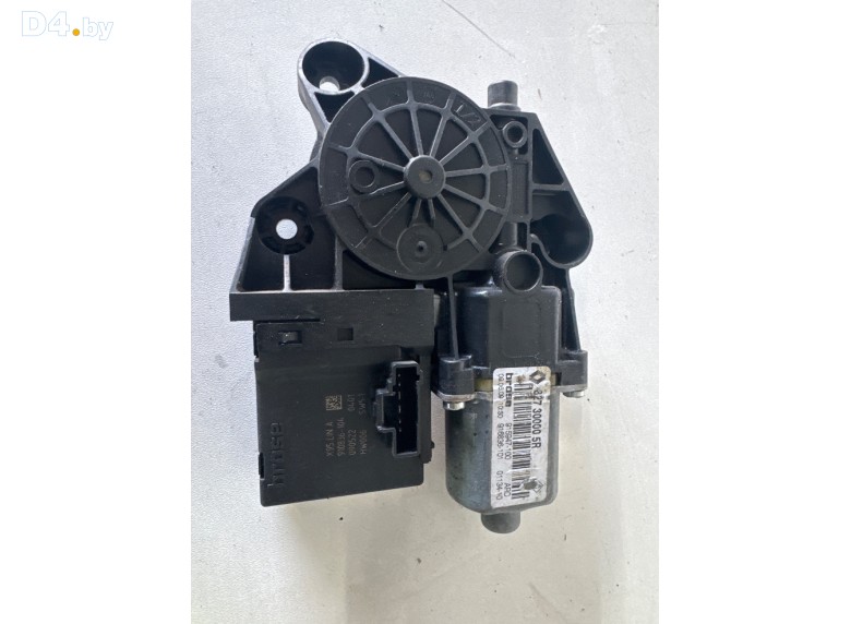 Моторчик стеклоподъемника задний правый к Renault GrandScenic 2009 г.