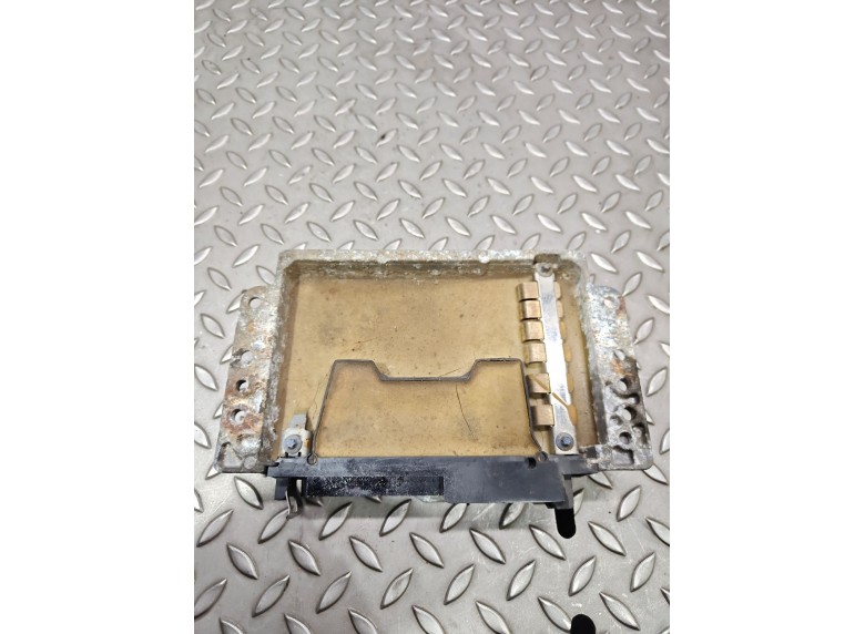 Блок управления двигателем к Блок управления двигателем к Renault Scenic 1999 г. Scenic