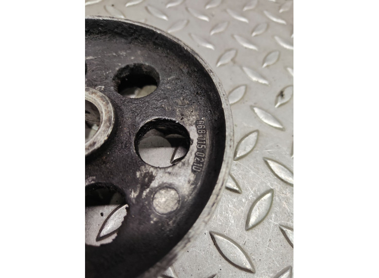 Шкив промежуточного вала к Volkswagen Passat, 1989г.