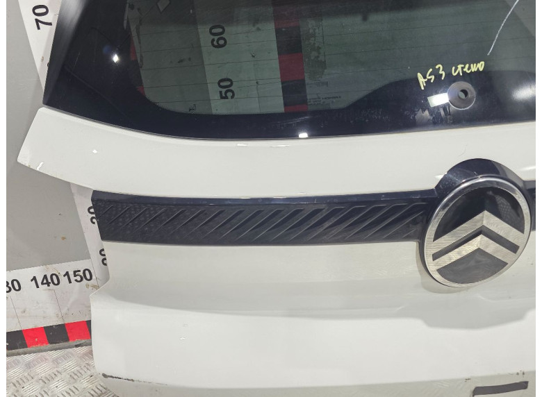 Молдинг крышки багажника к Citroen C3, 2023г.