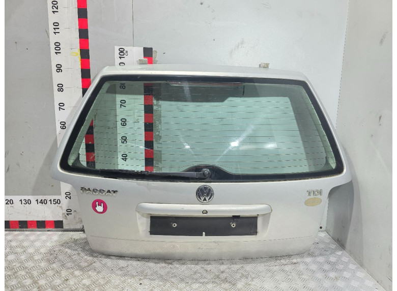 Щеткодержатель задний к Volkswagen Passat, 1999г.