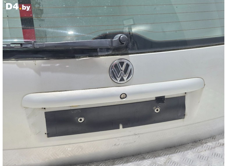 Накладка подсветки номера к Volkswagen Passat 1999 г.