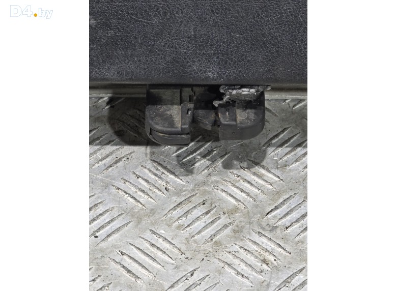 Замок багажника к Volkswagen Passat 1999 г.