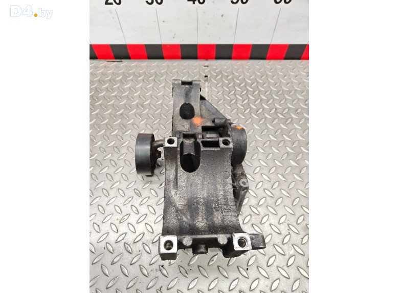 Натяжитель ремня генератора к Audi A6 1994 г.