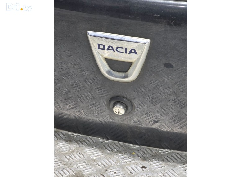 Кнопка открытия багажника к Dacia Sandero 2011 г.