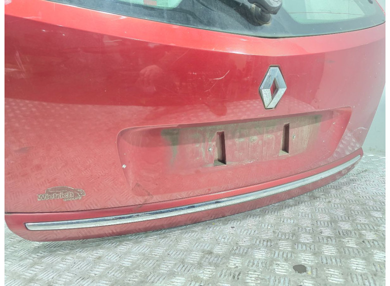 Молдинг крышки багажника к Renault Laguna, 2005г.