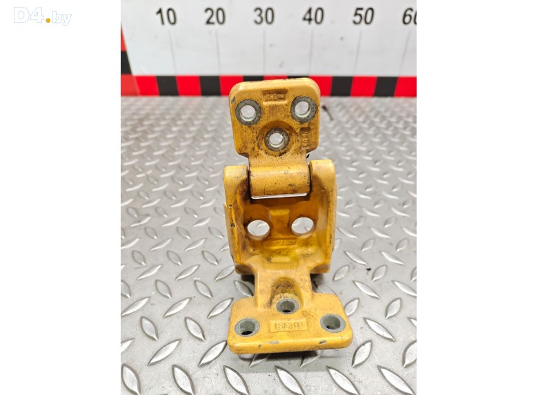 Петля двери задней правой к Mercedes Sprinter 2008 г.