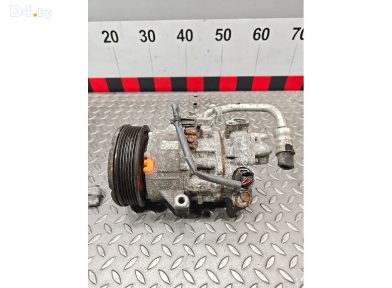 Компрессор кондиционера к Toyota Avensis 2004 г.