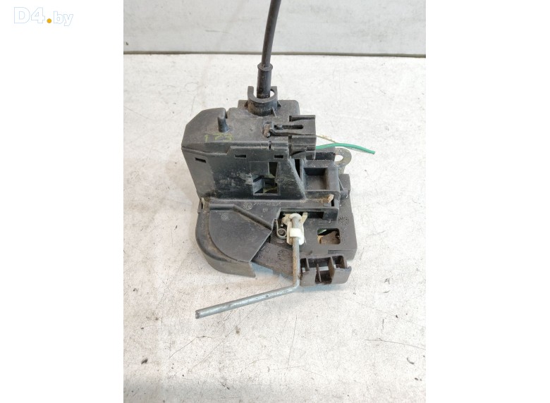 Замок двери передней правой к Renault Scenic 2001 г.