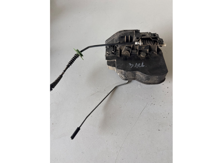 Замок двери задней левой к BMW 5 E60/E61, 2004г.